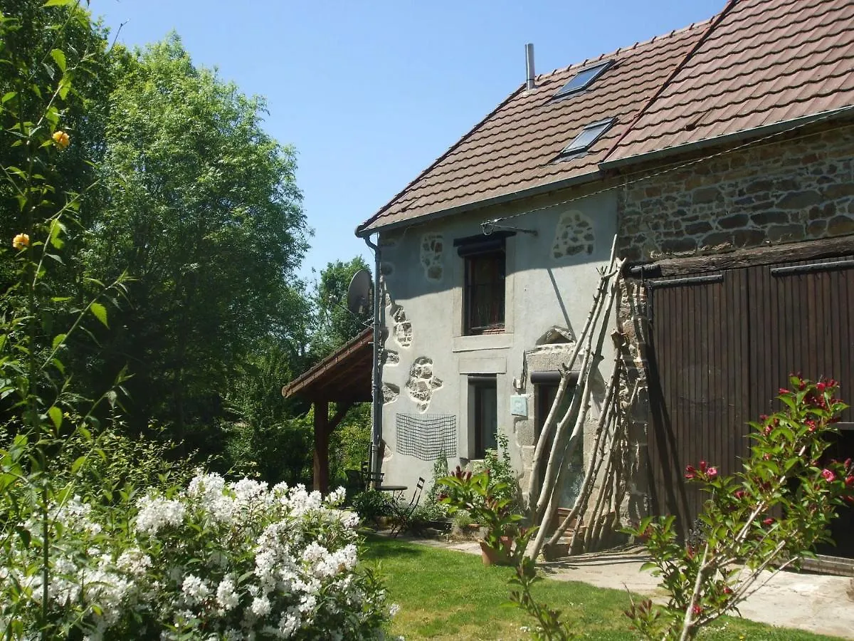 Beautiful Holiday Home in Pionsat Auvergne with Garden