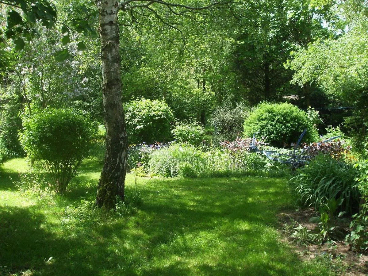Beautiful Holiday Home in Pionsat Auvergne with Garden