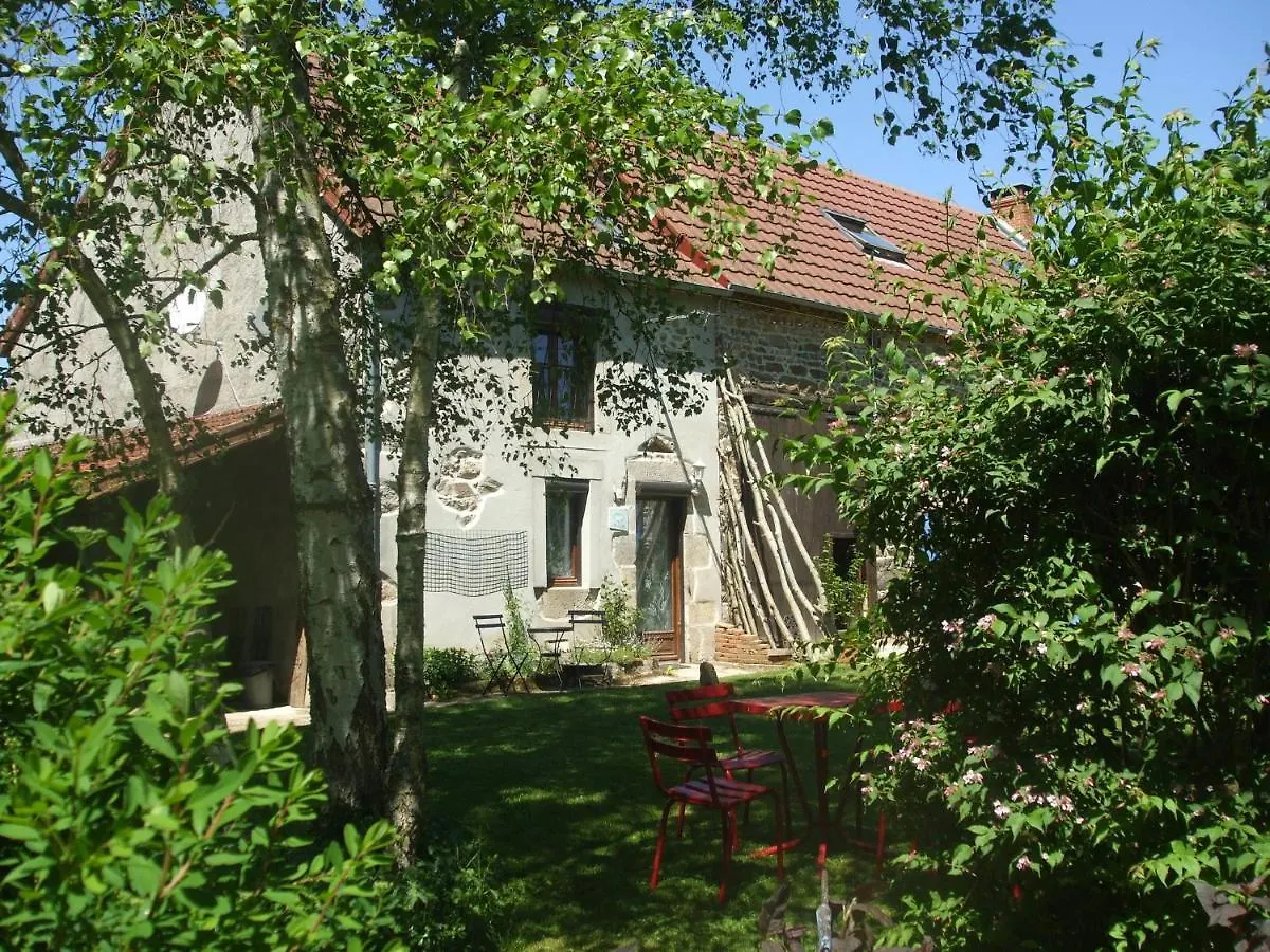 Beautiful Holiday Home in Pionsat Auvergne with Garden 0*,